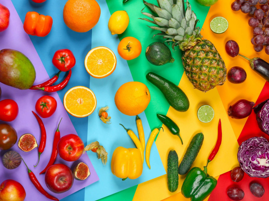 Eating the rainbow - why it's important to have a colourful diet!