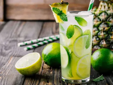 Ginger and pineapple fizz mocktail