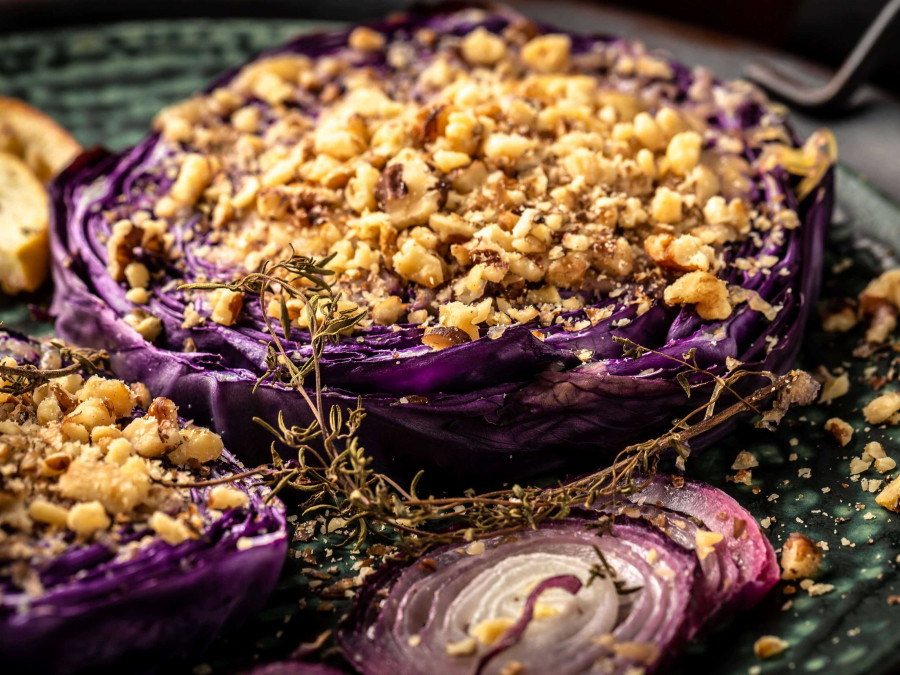 Baked Cabbage with Walnuts