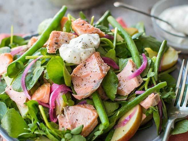 Hot smoked salmon with apple and beetroot salad