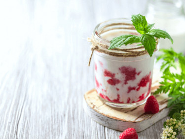 Strawberry & Basil Frozen Yoghurt