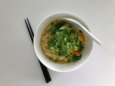 2-minute noodle soup