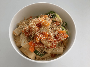 Tofu stir-fry noodles