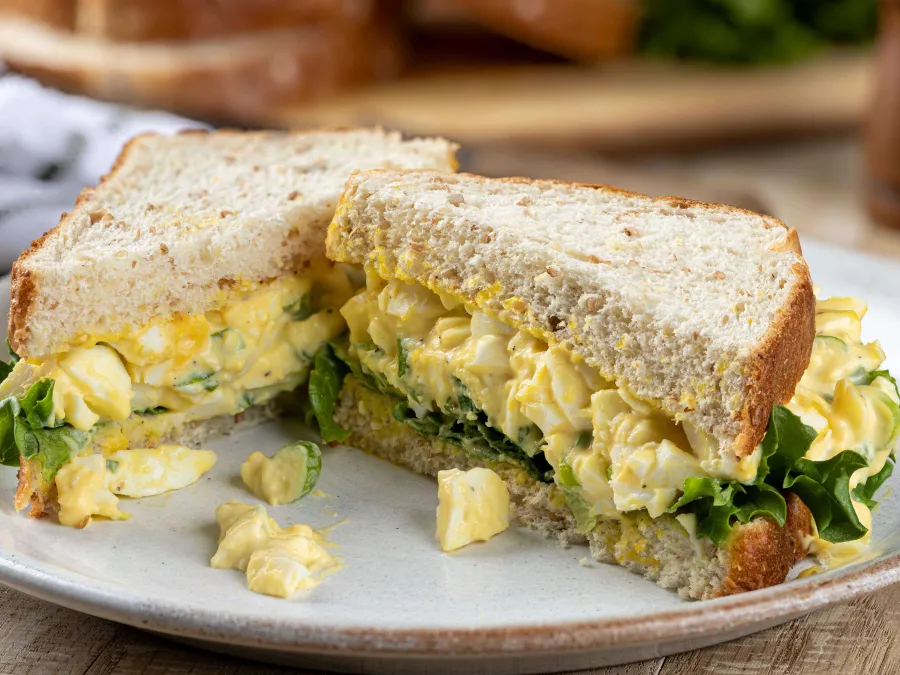 Curried Egg Sandwich