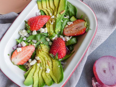 Strawberry & Walnut Christmas Salad