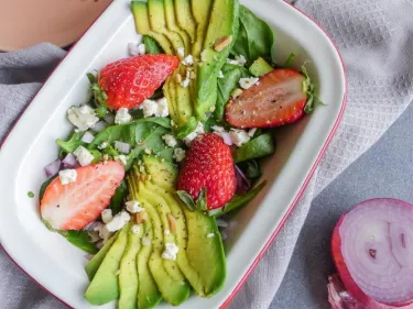 Strawberry & Walnut Christmas Salad