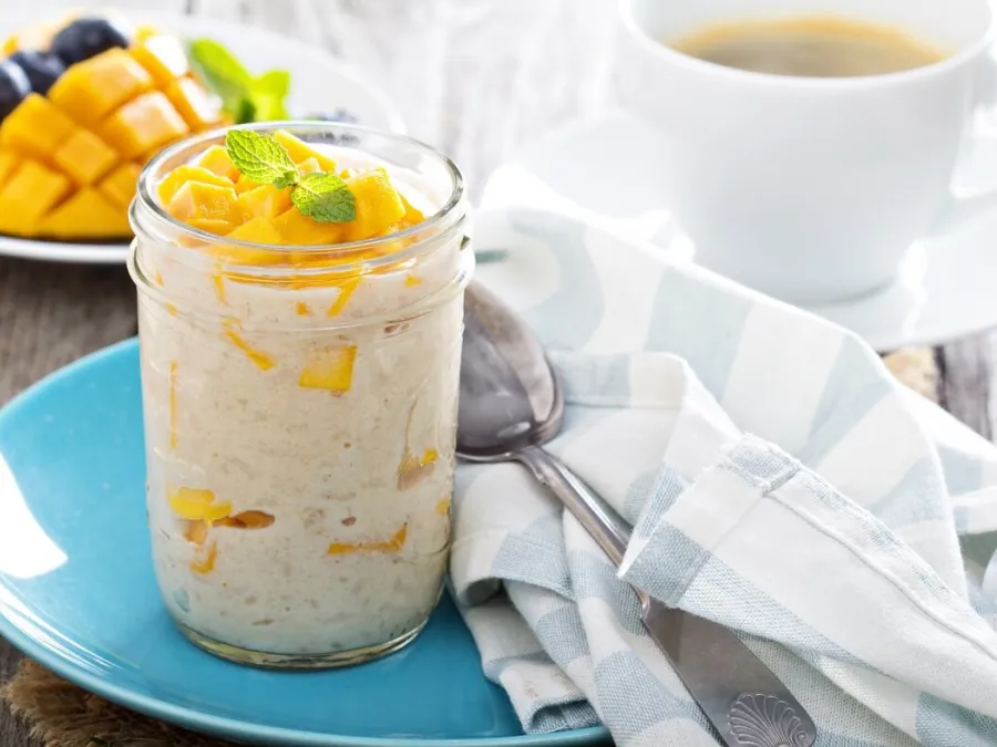 Mango and lime rice pudding