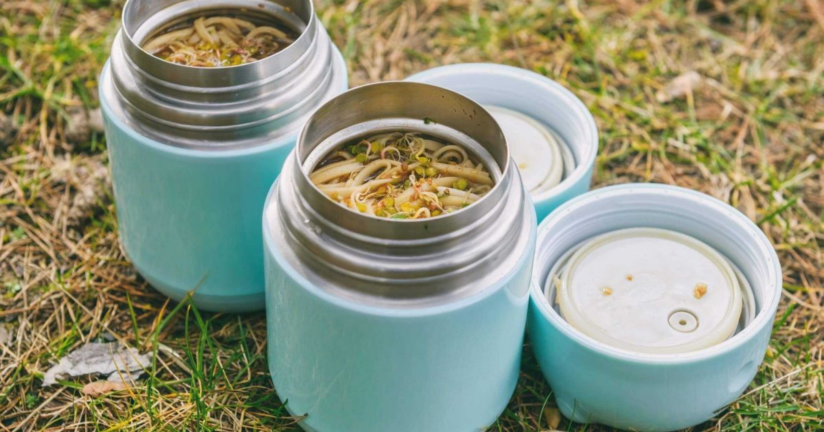 How to Warm up Food so it Stays Hot in a Thermos 