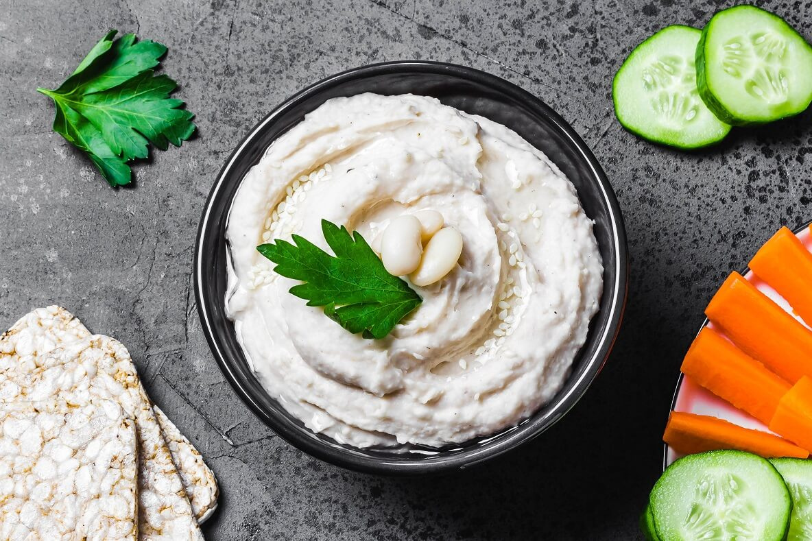 Creamy white bean dip